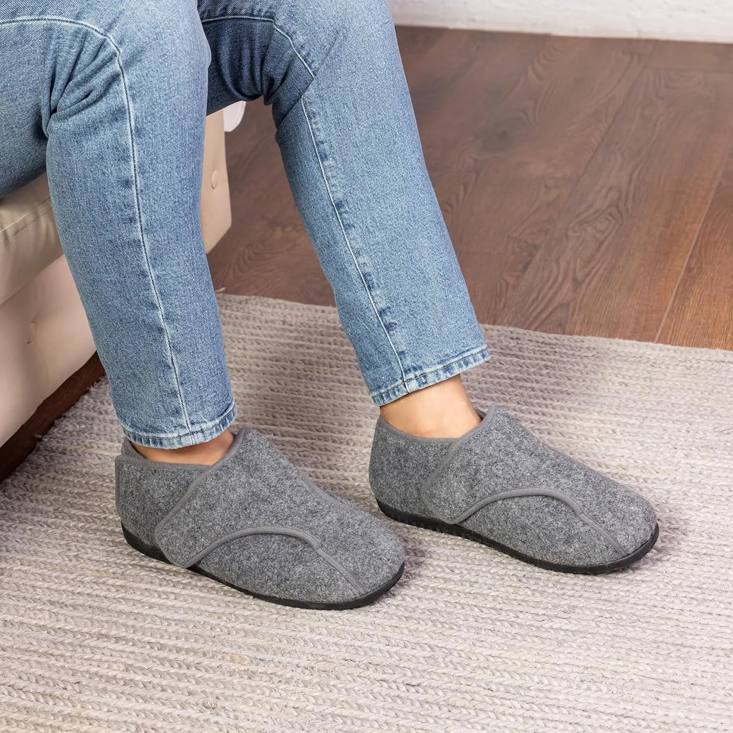 Diabetic Shoes for Men Extra Wide Width Adjustable Men's Diabetic Shoes with Plush Lining Diabetic Slippers for Men Extra Wide Width Foot Pain Relief