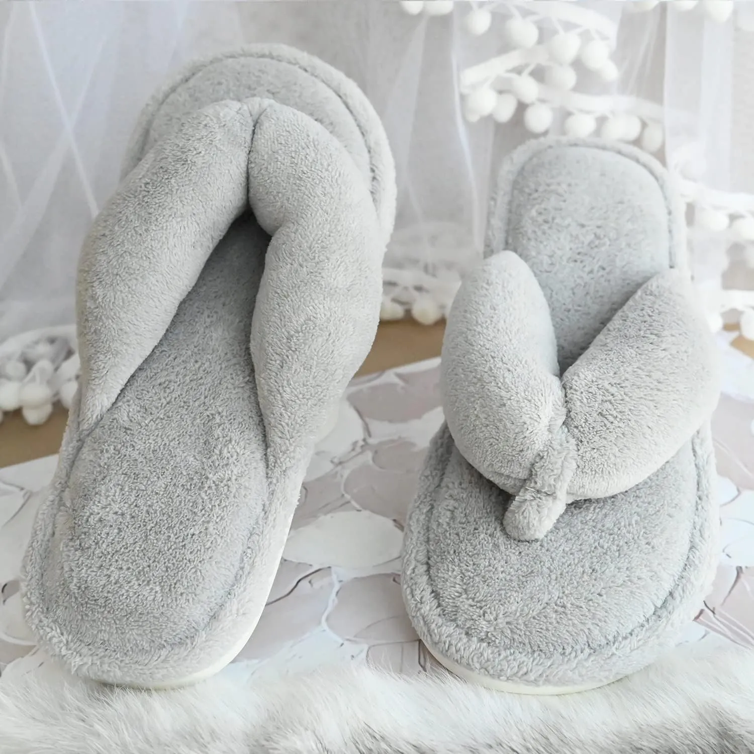 Onmygogo Indoor Slippers for Women Open Toe with Memory Foam, Soft Faux Fur Nonslip House Slippers